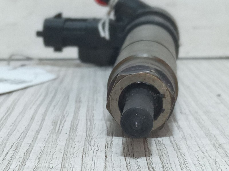 Recambio de inyector para citroën c-crosser (vu_, vv_) 2.2 hdi referencia OEM IAM 9659228880  