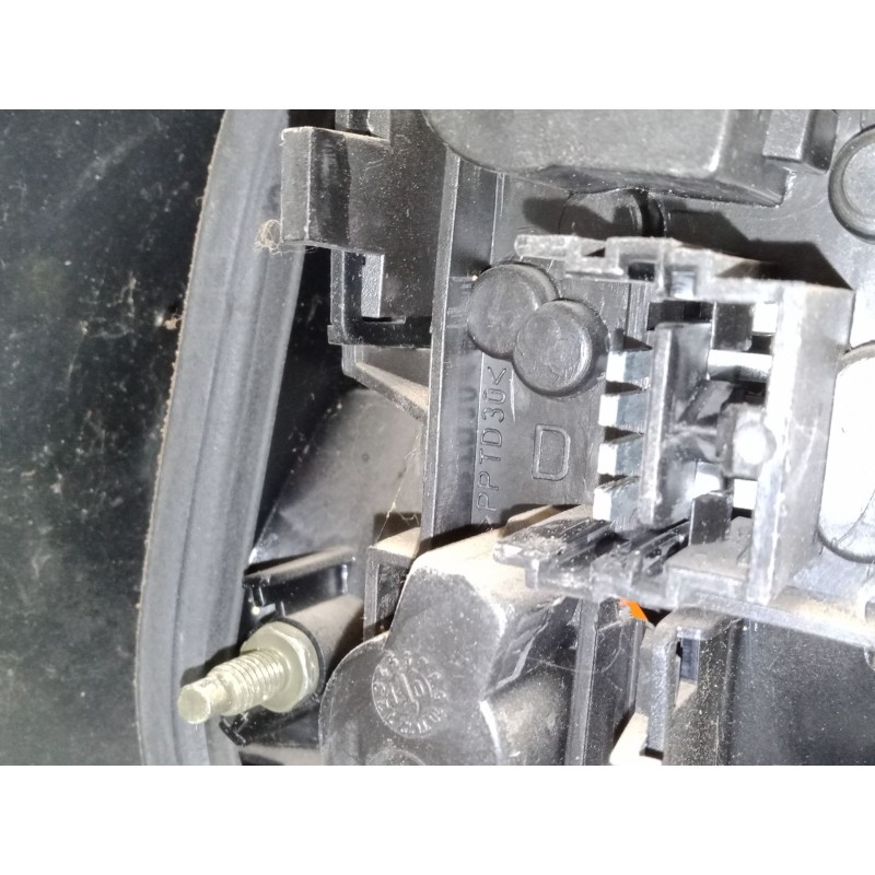 Recambio de piloto trasero derecho para renault megane i classic (la0/1_) 1.4 16v (la0d, la1h, la0w, la10) referencia OEM IAM   