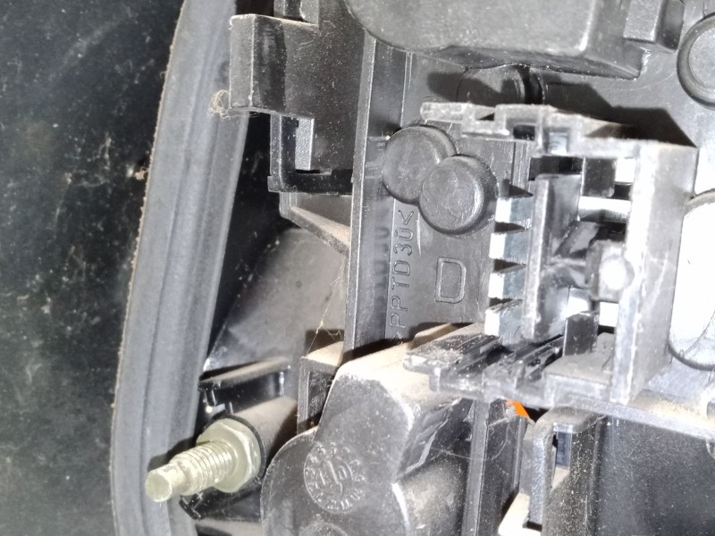 Recambio de piloto trasero derecho para renault megane i classic (la0/1_) 1.4 16v (la0d, la1h, la0w, la10) referencia OEM IAM   