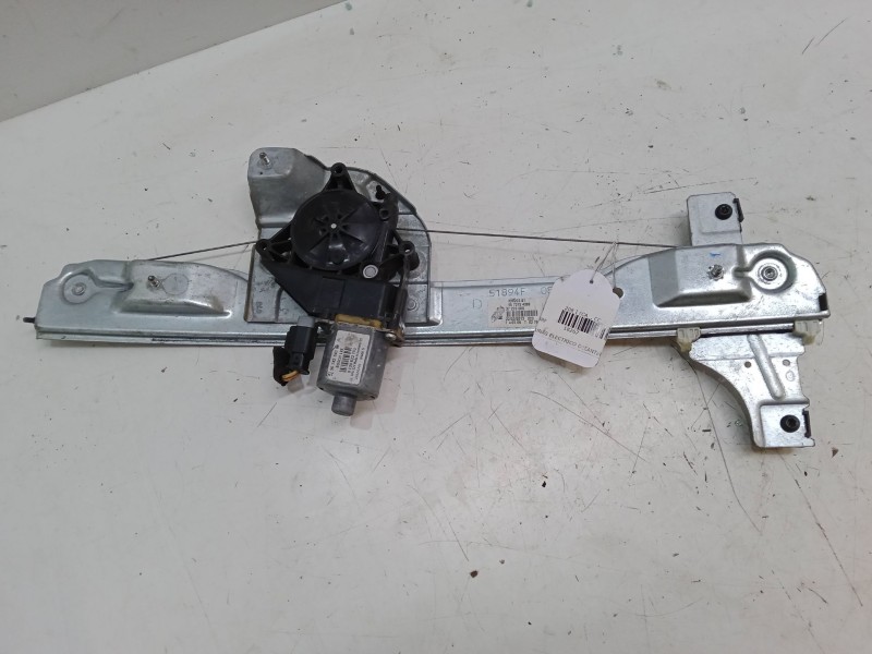 Recambio de elevalunas electrico delantero derecho para peugeot 208 i (ca_, cc_) 1.2 vti 82 referencia OEM IAM 96731543809674254