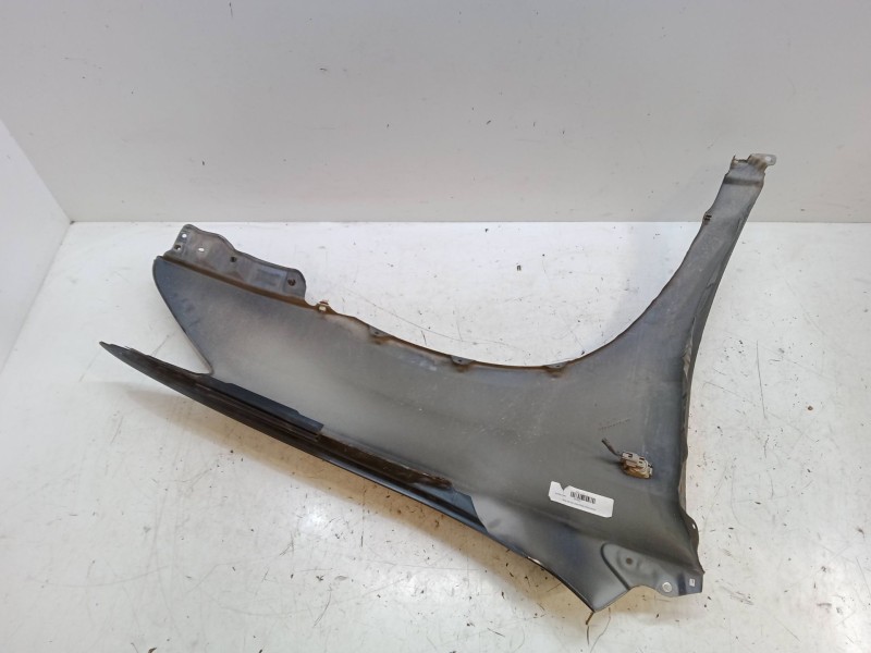 Recambio de aleta delantera izquierda para lexus rx (_u3_) 300 (mcu35_) referencia OEM IAM   