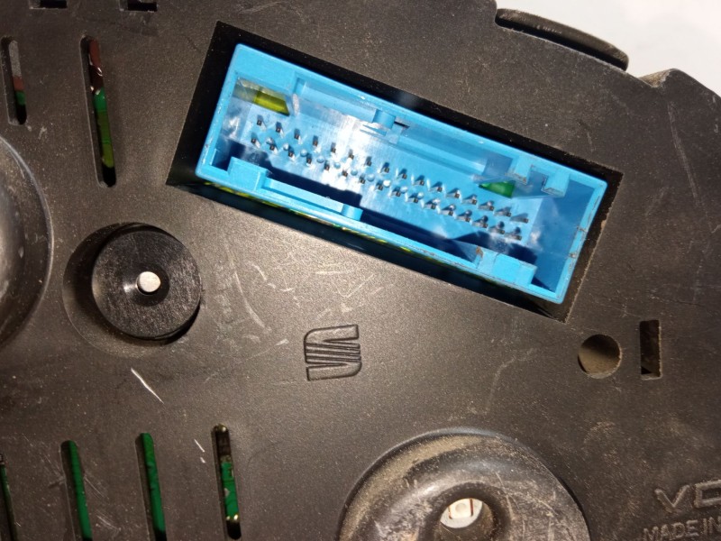 Recambio de cuadro instrumentos para seat cordoba (6k1, 6k2) 1.0 i referencia OEM IAM 110008924081  W06K0920801H