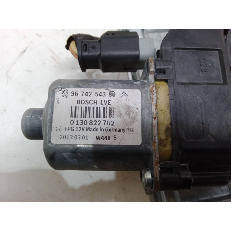 Recambio de elevalunas electrico delantero derecho para peugeot 208 i (ca_, cc_) 1.2 vti 82 referencia OEM IAM 96731543809674254