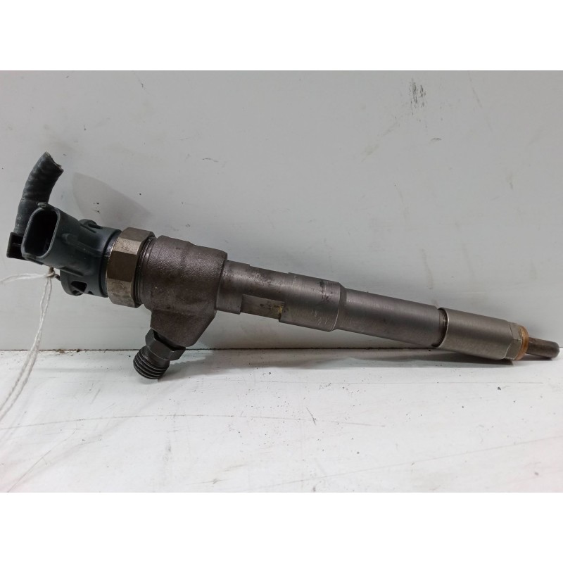Recambio de inyector para renault kangoo / grand kangoo ii (kw0/1_) 1.5 dci 75 (kw07, kw10, kw04) referencia OEM IAM   