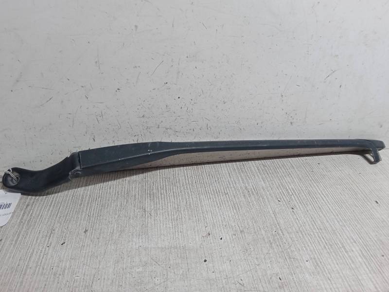 BRAZO LIMPIA DELANTERO IZQUIERDO 