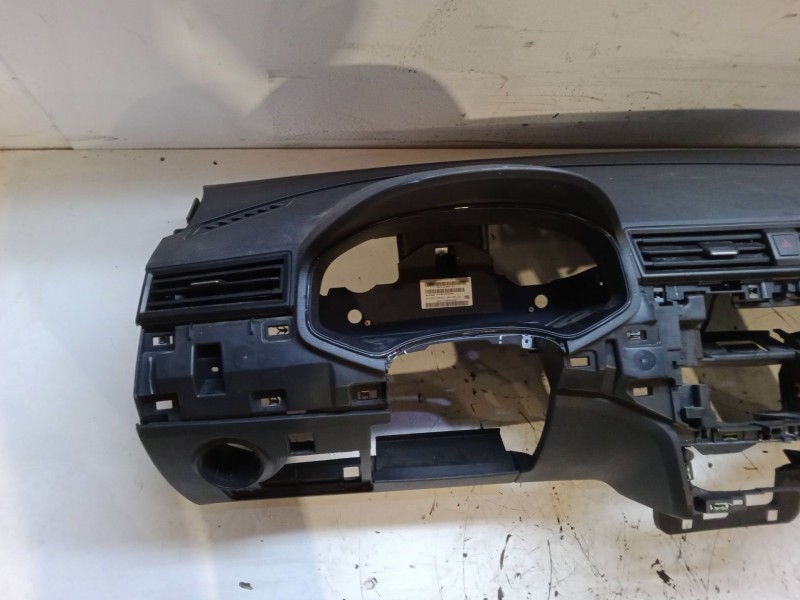 Recambio de salpicadero para seat ibiza v (kj1, kjg) 1.0 tsi referencia OEM IAM   