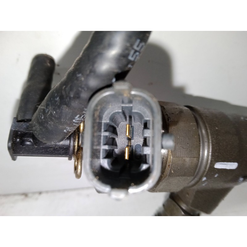 Recambio de inyector para renault kangoo / grand kangoo ii (kw0/1_) 1.5 dci 75 (kw07, kw10, kw04) referencia OEM IAM   