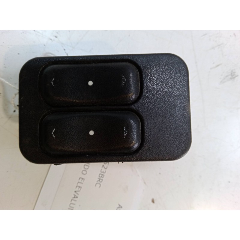 Recambio de mando elevalunas delantero izquierdo para opel astra g sedán (t98) 2.0 16v (f69) referencia OEM IAM   