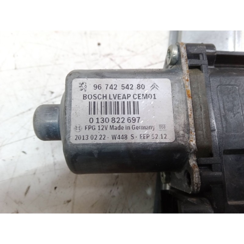 Recambio de elevalunas electrico delantero izquierdo para peugeot 208 i (ca_, cc_) 1.2 vti 82 referencia OEM IAM A002C5019674254