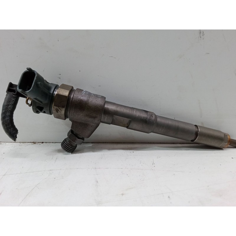 Recambio de inyector para renault kangoo / grand kangoo ii (kw0/1_) 1.5 dci 75 (kw07, kw10, kw04) referencia OEM IAM   