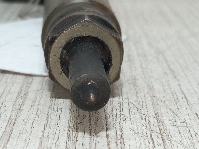 Recambio de inyector para citroën c-crosser (vu_, vv_) 2.2 hdi referencia OEM IAM 9659228880  