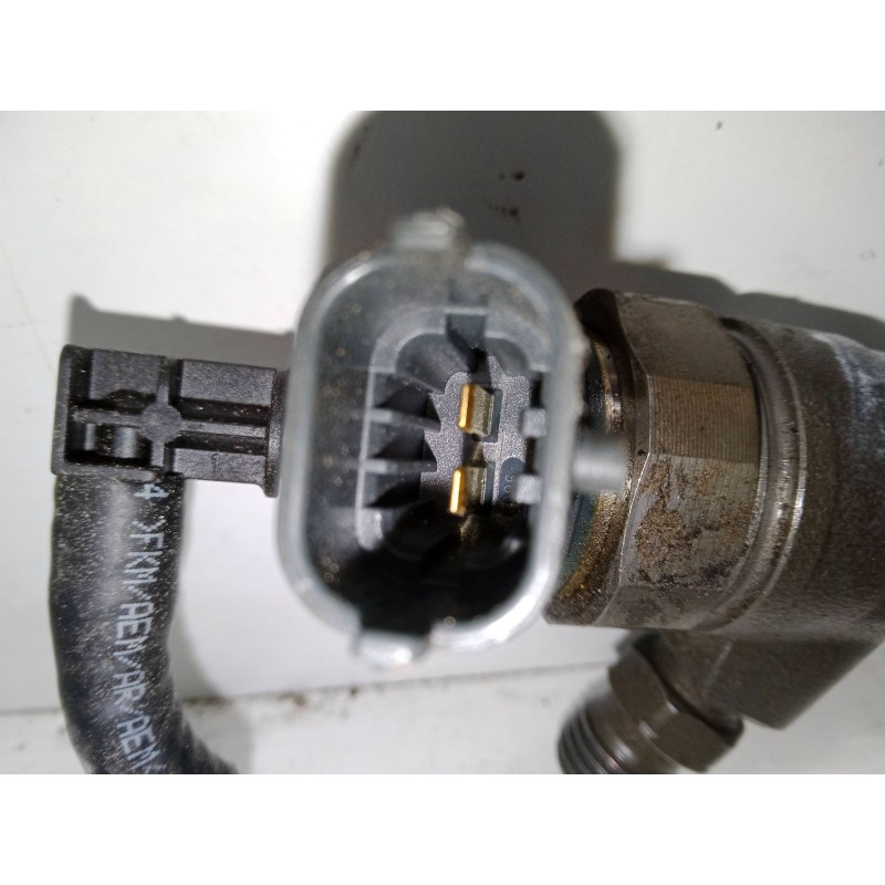 Recambio de inyector para renault kangoo / grand kangoo ii (kw0/1_) 1.5 dci 75 (kw07, kw10, kw04) referencia OEM IAM   