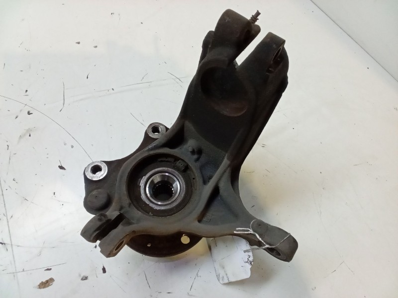 Recambio de mangueta delantera derecha para peugeot 208 i (ca_, cc_) 1.2 vti 82 referencia OEM IAM   