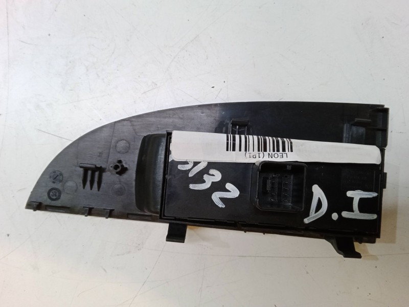 Recambio de mando elevalunas delantero izquierdo para seat leon (1p1) 1.9 tdi referencia OEM IAM   