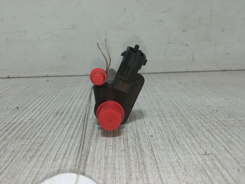 Recambio de inyector para citroën c-crosser (vu_, vv_) 2.2 hdi referencia OEM IAM 9659228880  