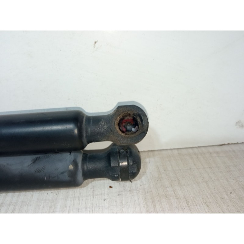 Recambio de amortiguadores malet/porton para dacia sandero ii 1.5 dci 75 / blue dci 75 (b8jw, b8m4, b8ah, b8m7, b8m6) referencia