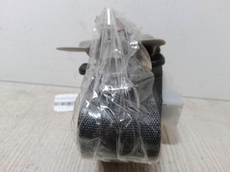 Recambio de cinturon seguridad trasero derecho para ssangyong tivoli 1.6 referencia OEM IAM   