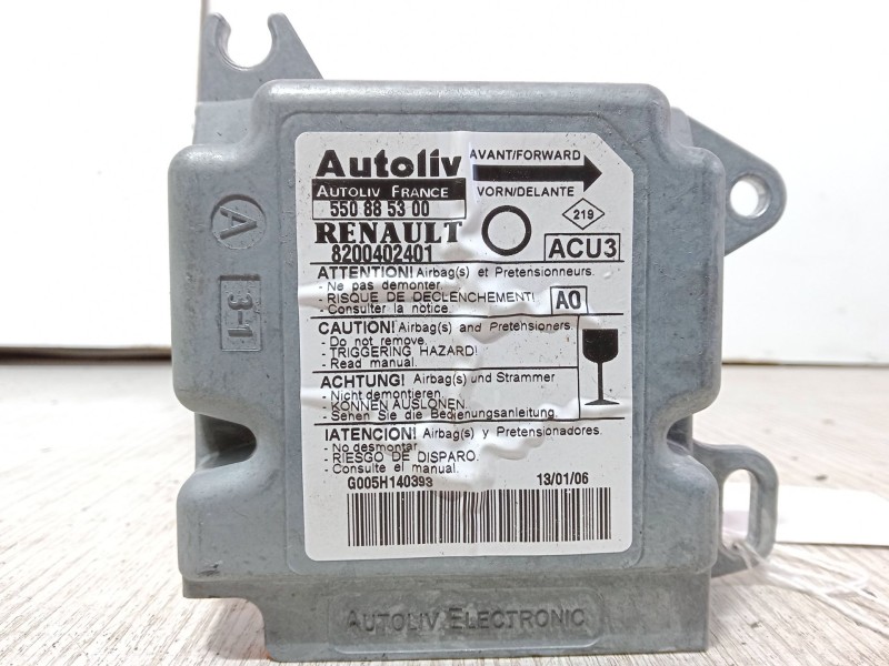 Recambio de centralita airbag para renault twingo i (c06_) 1.2 16v (c06c, c06d, c06k) referencia OEM IAM 550885300 8200402401  Recambio de centralita airbag para renault twingo i (c06_) 1.2 16v (c06c, c06d, c06k) referencia OEM IAM 550885300 8200402401