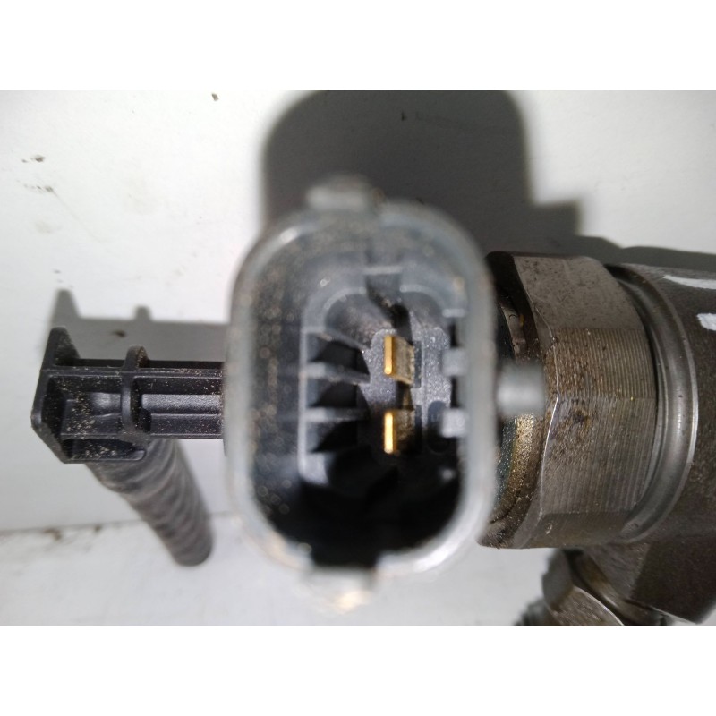 Recambio de inyector para renault kangoo / grand kangoo ii (kw0/1_) 1.5 dci 75 (kw07, kw10, kw04) referencia OEM IAM   