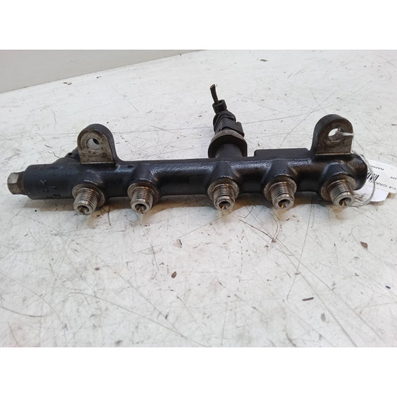 Recambio de rampa inyectora para citroën c4 grand picasso ii (da_, de_) 2.0 bluehdi 150 referencia OEM IAM   