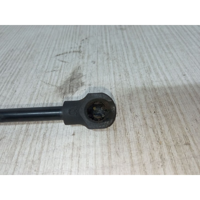 Recambio de amortiguadores capo para dacia sandero ii 1.5 dci 75 / blue dci 75 (b8jw, b8m4, b8ah, b8m7, b8m6) referencia OEM IAM