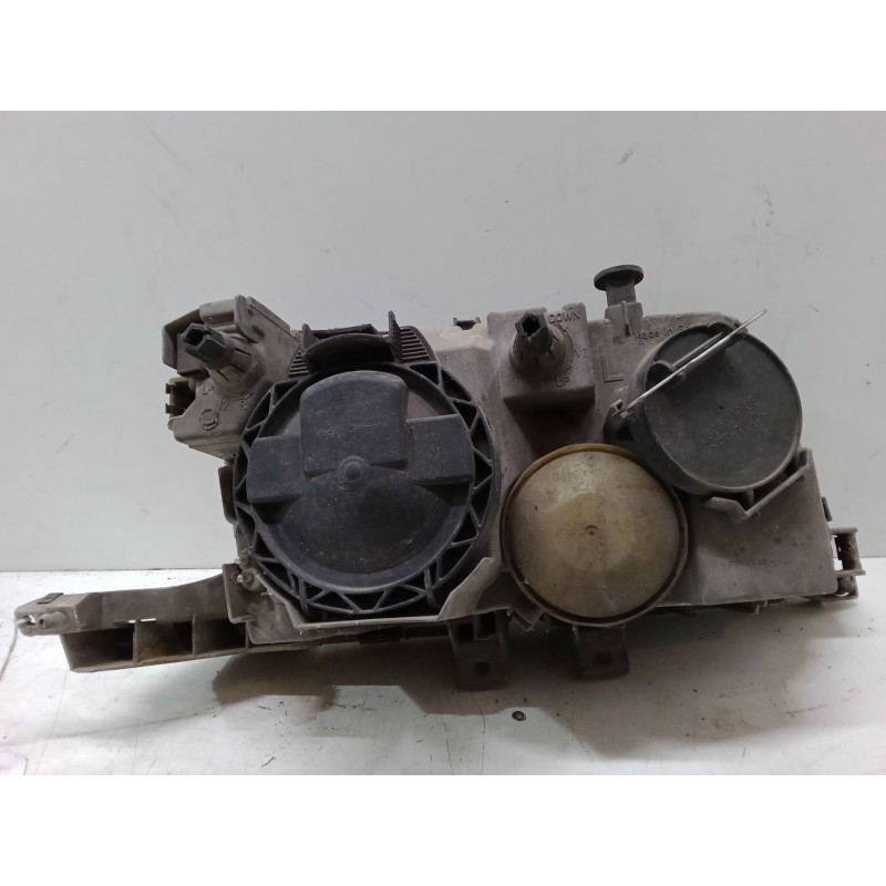 Recambio de faro izquierdo para mercedes-benz clase c (w202) c 250 turbo-d (202.128) referencia OEM IAM   