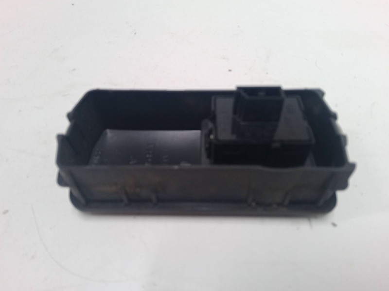 Recambio de mando elevalunas delantero derecho para opel vectra c (z02) 1.9 cdti (f69) referencia OEM IAM   