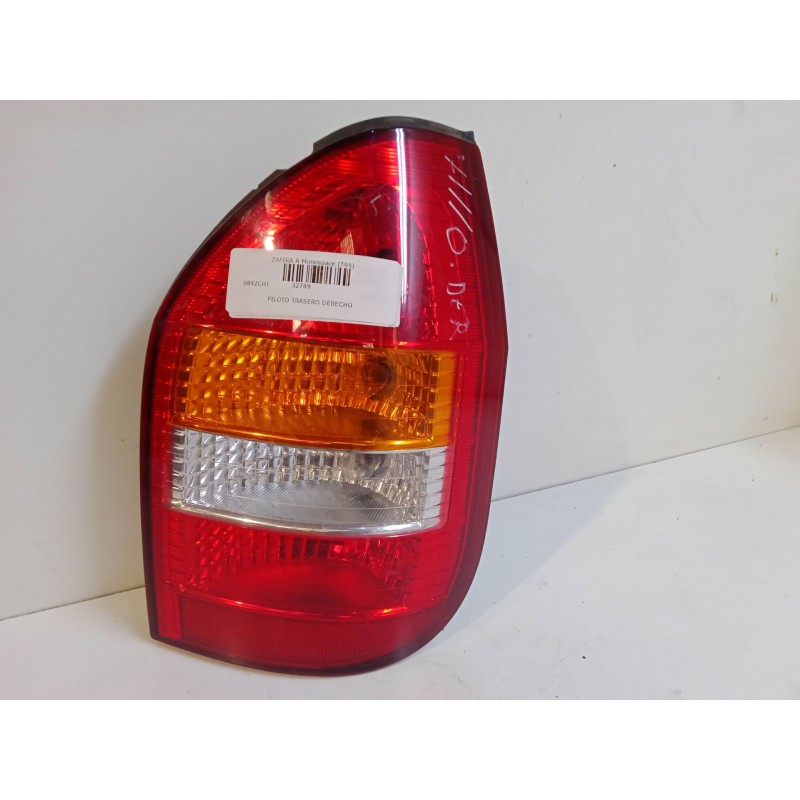 Recambio de piloto trasero derecho para opel zafira a monospace (t98) 2.0 dti 16v (f75) referencia OEM IAM   