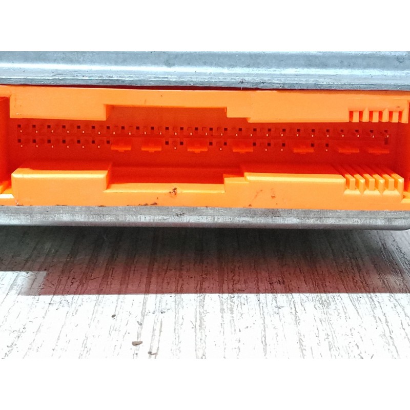 Recambio de centralita airbag para renault twingo i (c06_) 1.2 16v (c06c, c06d, c06k) referencia OEM IAM 550885300 8200402401  Recambio de centralita airbag para renault twingo i (c06_) 1.2 16v (c06c, c06d, c06k) referencia OEM IAM 550885300 8200402401