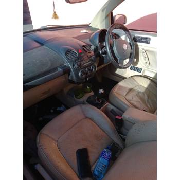 VOLKSWAGEN NEW BEETLE DESCAPOTABLE (1Y7)