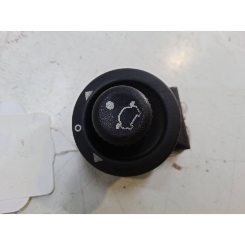 Recambio de mando retrovisor para ford fiesta iv (ja_, jb_) 1.25 i 16v referencia OEM IAM 93BG17B676BA  