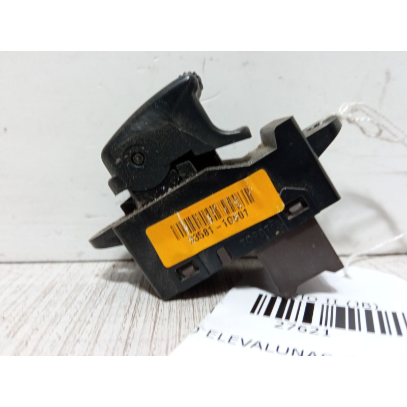 Recambio de mando elevalunas trasero derecho para kia rio ii (jb) 1.4 16v referencia OEM IAM 93581-1G001  