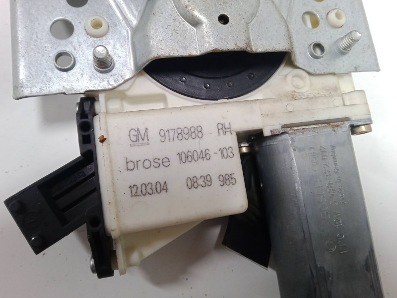 Recambio de elevalunas electrico delantero derecho para opel vectra c (z02) 1.9 cdti (f69) referencia OEM IAM 9178988RH9178986RH