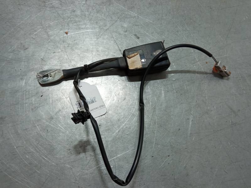 ANCLAJE CINTURON DELANTERO IZQUIERDO 