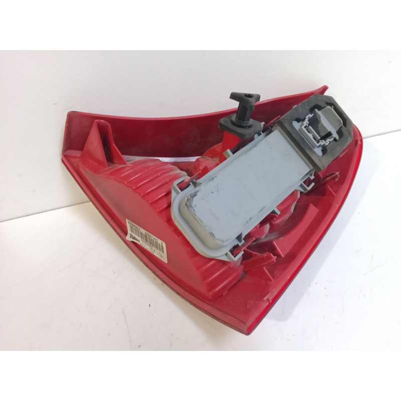 Recambio de piloto trasero izquierdo para renault clio ii (bb_, cb_) 1.2 (bb0a, bb0f, bb10, bb1k, bb28, bb2d, bb2h, cb0a,... ref