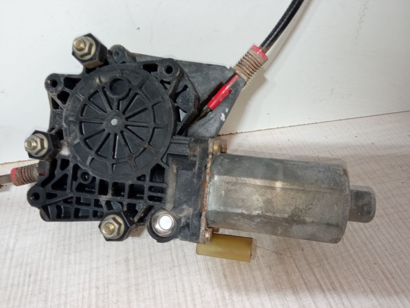 Recambio de elevalunas electrico delantero derecho para ford fiesta iv (ja_, jb_) 1.8 d referencia OEM IAM FPG12V0130821683868  