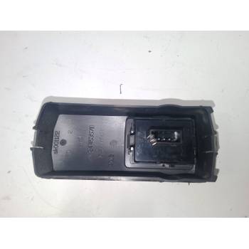 MANDO ELEVALUNAS DELANTERO DERECHO GM24453571 