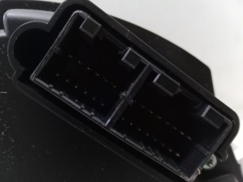 Recambio de cuadro instrumentos para kia rio ii (jb) 1.4 16v referencia OEM IAM 03994003-1G142  