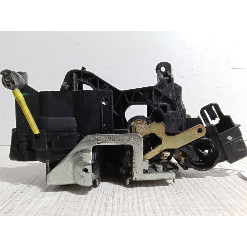 Recambio de cerradura puerta delantera derecha para mercedes-benz clase c (w202) c 250 turbo-d (202.128) referencia OEM IAM   