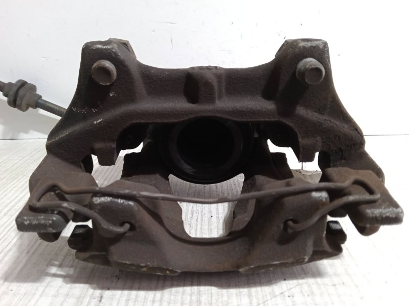Recambio de pinza freno delantera izquierda para dacia sandero ii 1.5 dci 75 / blue dci 75 (b8jw, b8m4, b8ah, b8m7, b8m6) refere
