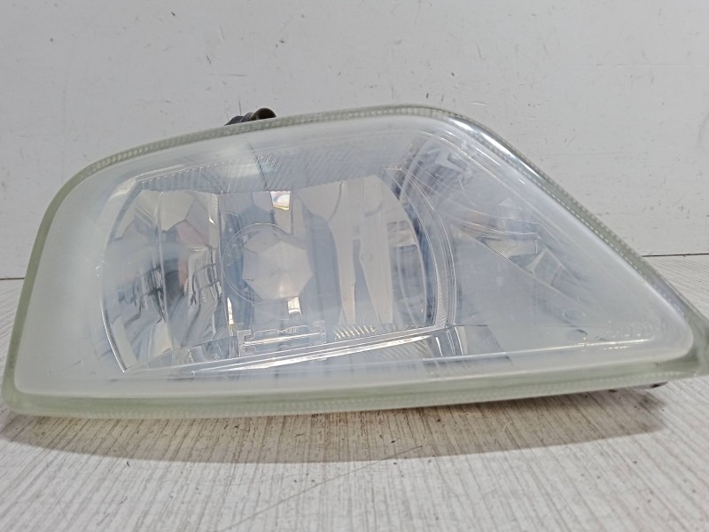 Recambio de faro antiniebla izquierdo para ford focus i (daw, dbw) 1.8 tdci referencia OEM IAM   