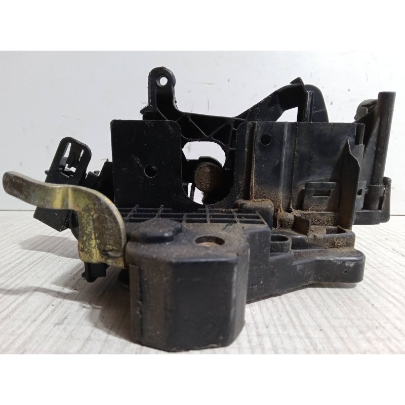 Recambio de cerradura puerta delantera derecha para mercedes-benz clase c (w202) c 250 turbo-d (202.128) referencia OEM IAM   