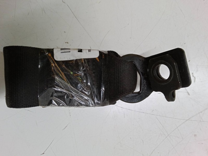 Recambio de anclaje cinturon trasero central para bmw 3 compact (e46) 320 td referencia OEM IAM   