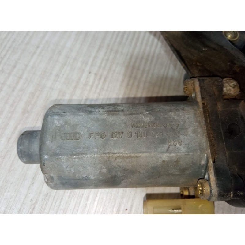 Recambio de elevalunas electrico delantero derecho para ford fiesta iv (ja_, jb_) 1.8 d referencia OEM IAM FPG12V0130821683868  