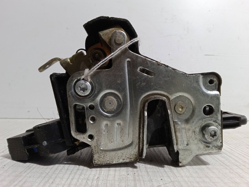 Recambio de cerradura puerta delantera derecha para mercedes-benz clase c (w202) c 250 turbo-d (202.128) referencia OEM IAM   