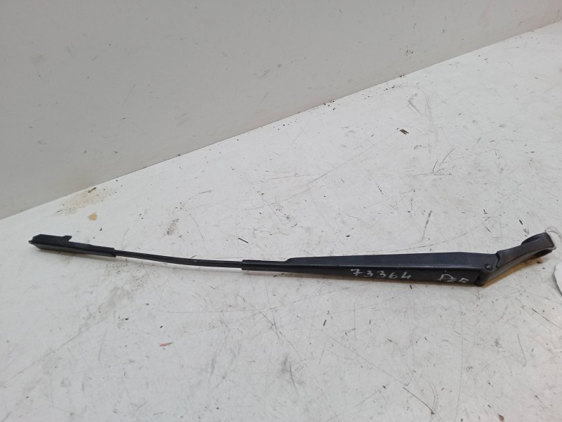 Recambio de brazo limpia delantero derecho para seat ibiza iii (6l1) 1.4 16v referencia OEM IAM   