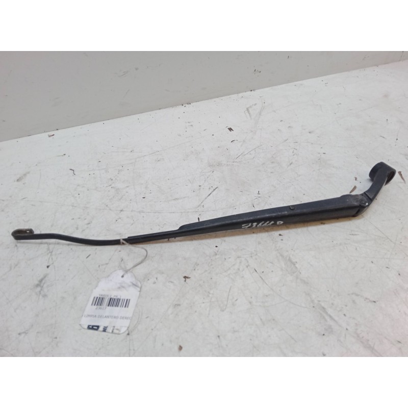 Recambio de brazo limpia delantero derecho para toyota yaris (_p9_) 1.4 d-4d (nlp90_) referencia OEM IAM   