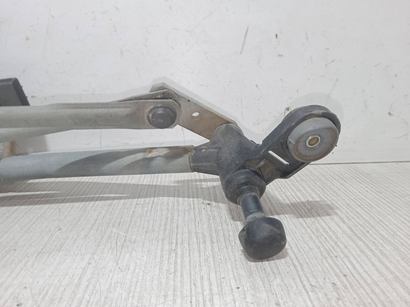 Recambio de motor limpia delantero para dacia sandero ii 1.5 dci 75 / blue dci 75 (b8jw, b8m4, b8ah, b8m7, b8m6) referencia OEM 