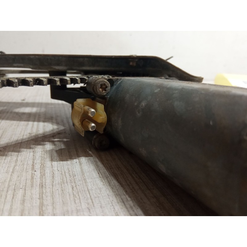 Recambio de elevalunas electrico delantero izquierdo para mercedes-benz clase c (w202) c 250 turbo-d (202.128) referencia OEM IA