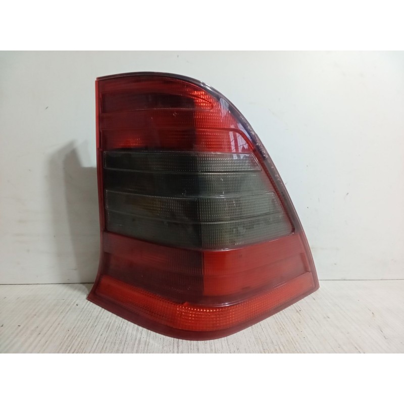 Recambio de piloto trasero derecho para mercedes-benz clase c (w202) c 250 turbo-d (202.128) referencia OEM IAM   